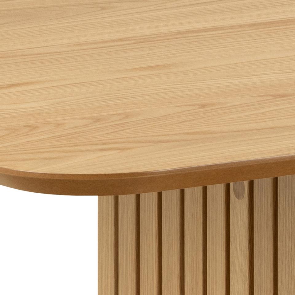 CHARLY table