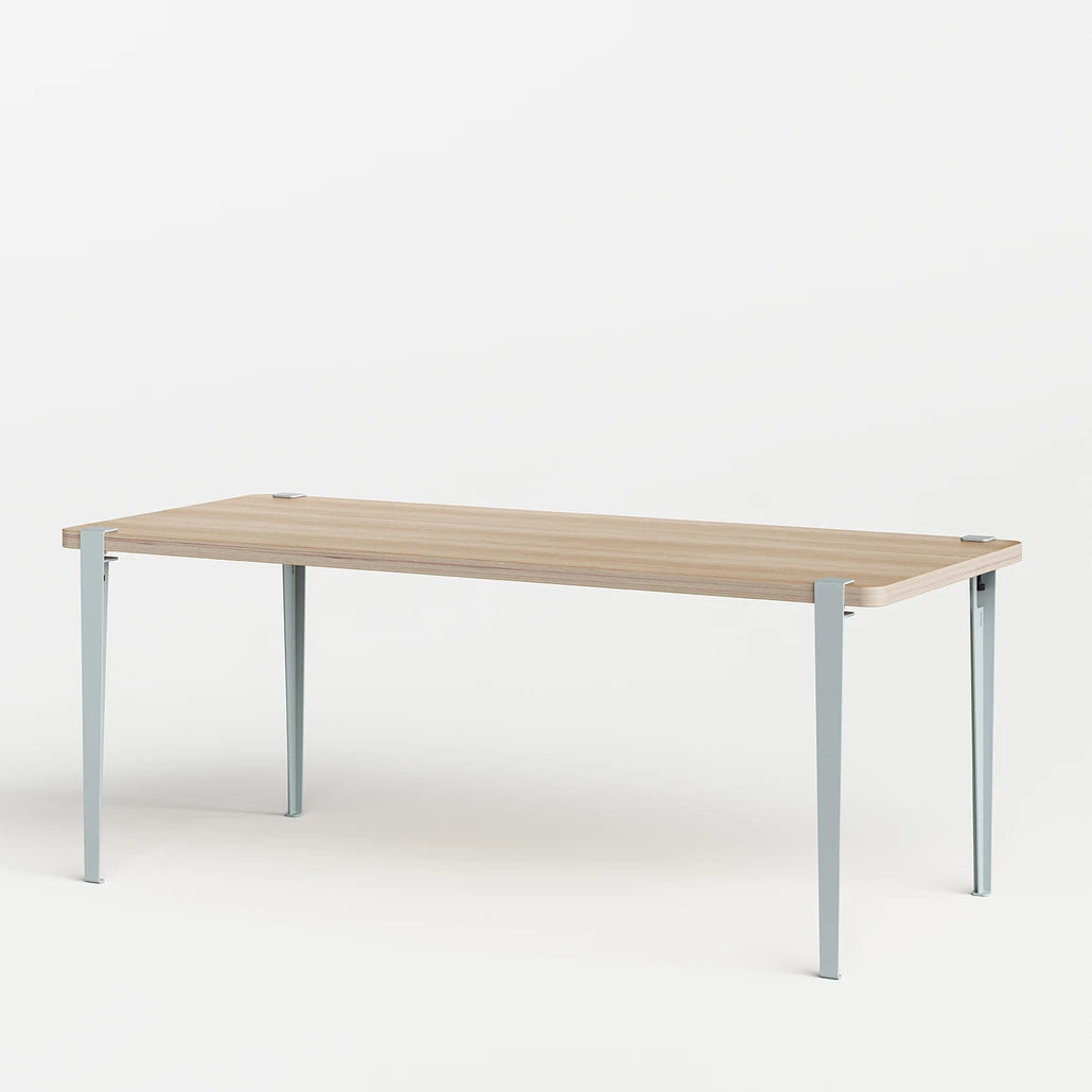 Table Tiptoe