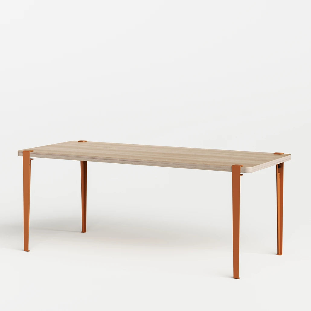Table Tiptoe