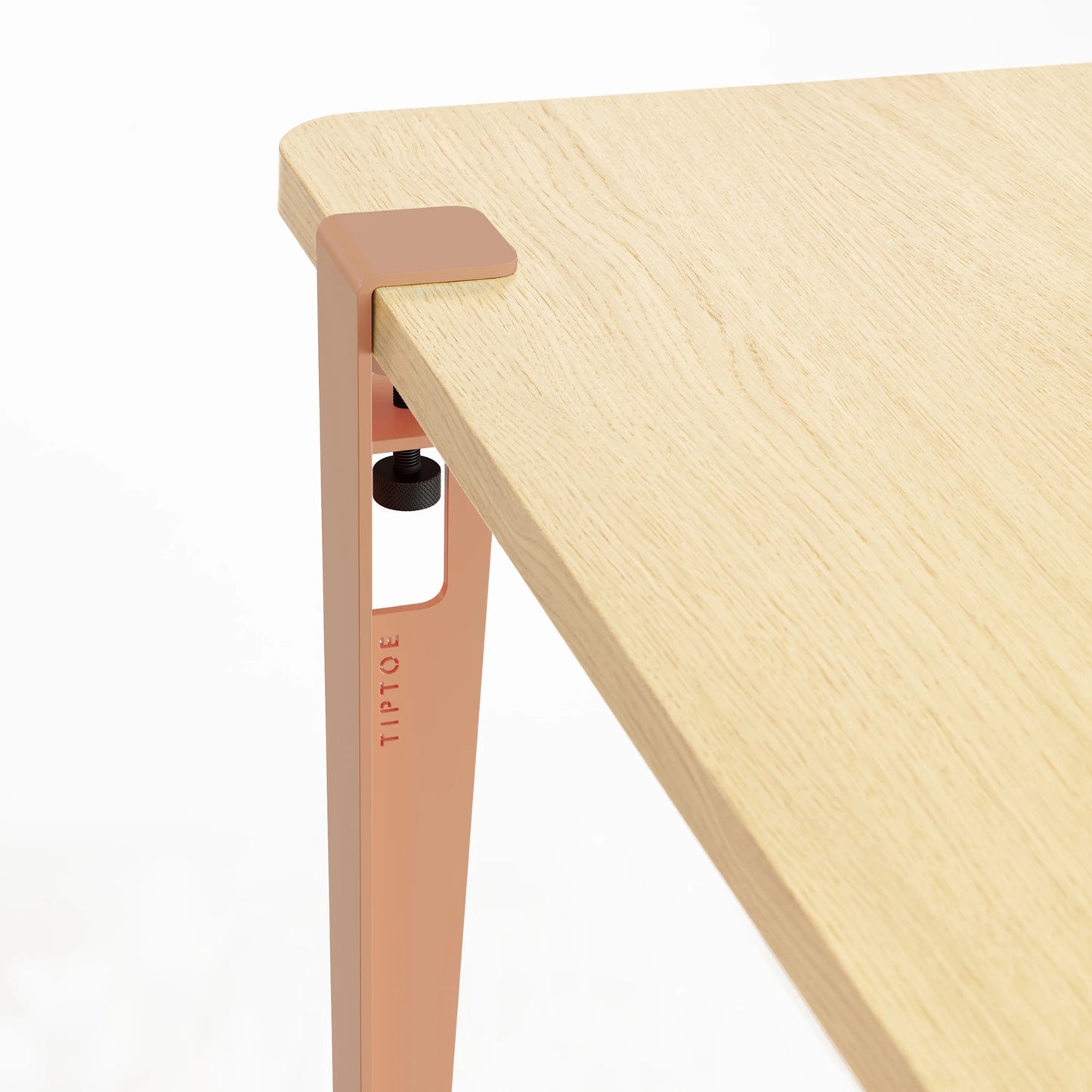 Tiptoe Desk